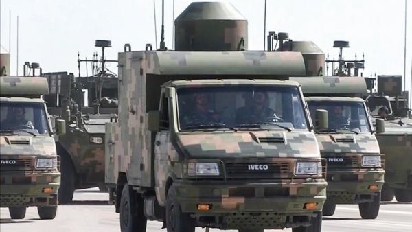 荣耀时刻共见证，南京依维柯与国三十载辉煌同行