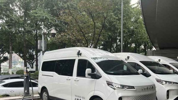 依维柯聚星三电系统深度解析：不止于节能，更是客运出行的革新