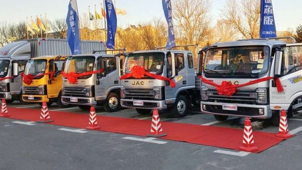 江淮1卡帅铃暖芯版火热上市,破冰驭雪战严寒