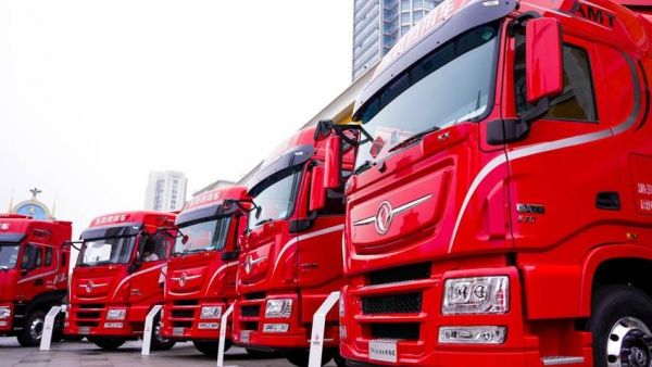 湖北卫视聚焦东风商用车:以客户为中心,1-4月持续领跑中重卡市场