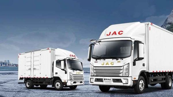 接连夺魁!江淮1卡多款车型频获“保值率最高车型”大奖