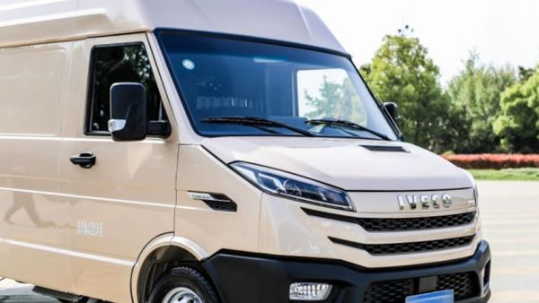 依维柯得意荣膺“城配全能创富产品奖”，以动力、承载、安全破解行业痛点