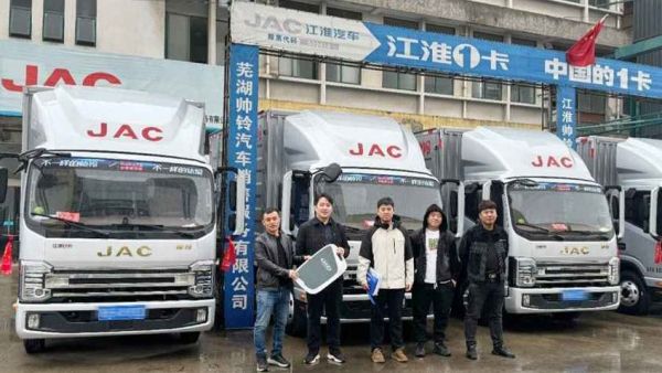 江淮1卡3月热势高涨,频频交车引领高效物流发展