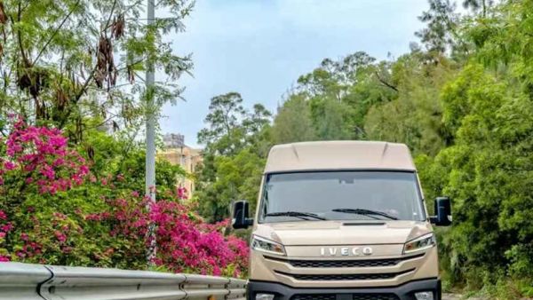 依维柯得意“全副武装”备战“双十一”