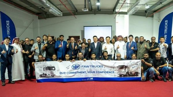 一汽解放李胜深入沙特市场开展专题调研