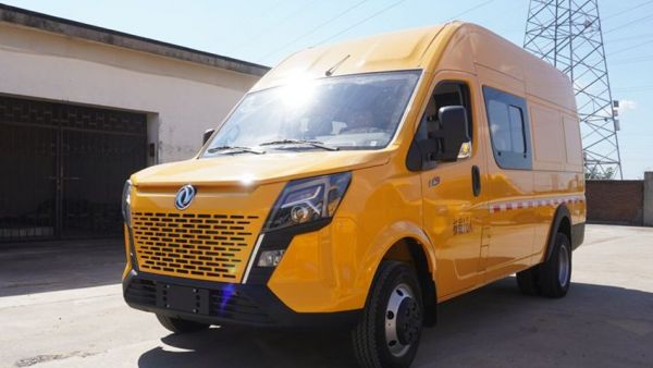 东风御风工程车交付，用实力守护铁路运营！