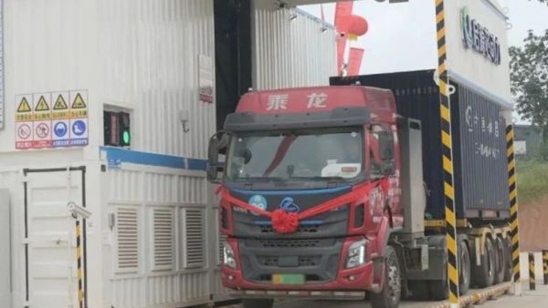 低碳同行,启路未来,乘龙H5新能源车批量交付!