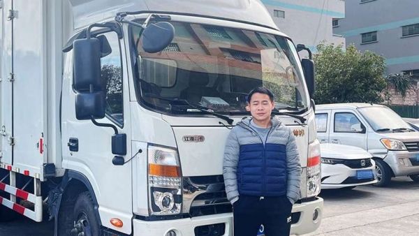 【周六有老友】1号伙伴陈师傅携手江淮1卡帅铃,一路坦途逐梦行