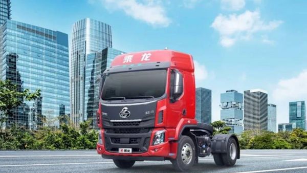 备战双十一,乘龙H5短驳快递牵引车助力卡友赚不停