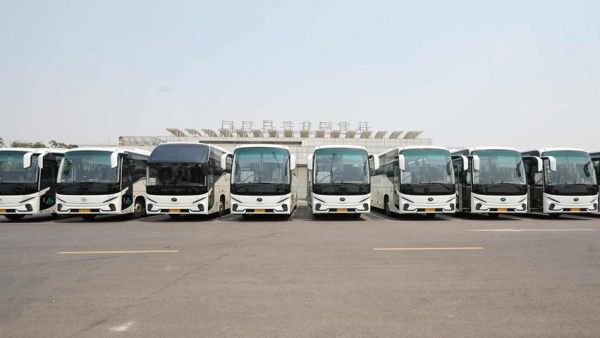 批量海格新V系客车上线徐州！解锁旅游客运转型升级新图景