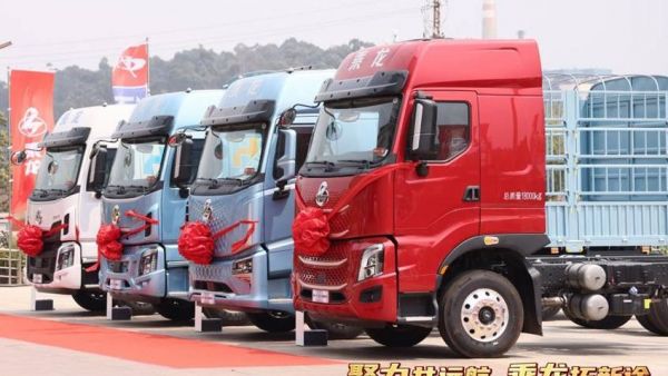 现场订车89台,乘龙明星产品成为昆明卡友高效创富首选