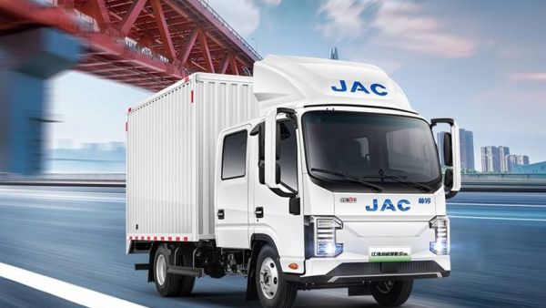 【有卡有料】至高补贴20000元！江淮新能源轻卡百城千店欢乐购潮给利