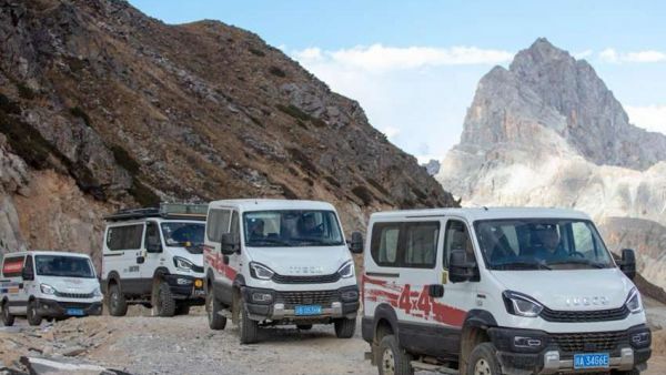 依维柯欧霸·山海，越野越行的云巅斗士