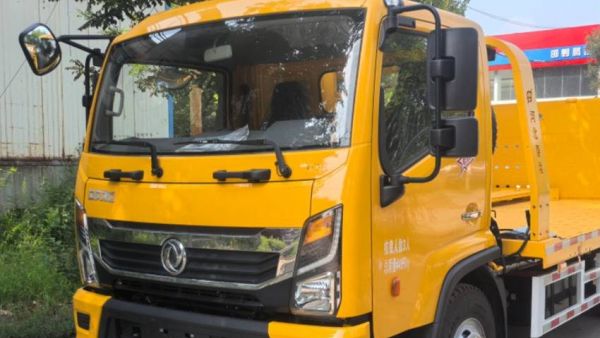 高效全能 清障无忧——东风专致蓝牌清障车为道路安全护航