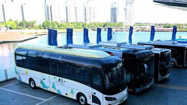 25项功能！覆盖4大场景！宇通首发睿盾Pro，共建公交智能安全出行新未来！