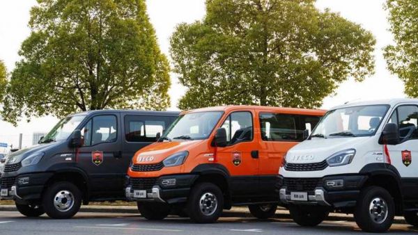 国民轻客四十年，依维柯绘就一部与中国经济共成长的流动画卷