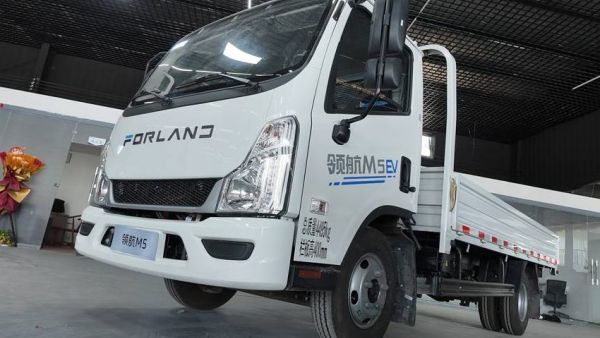 城配破局之选：时代领航M5标载版纯电轻卡，全场景高效赚钱利器