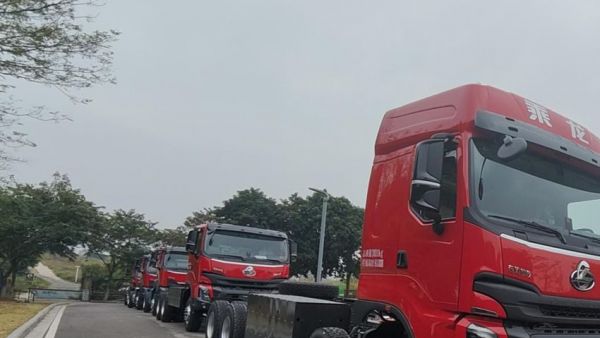 全维度硬核实力！乘龙H7 8X4纯电自卸车定义工程运输新标杆