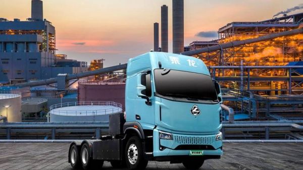 轻量化设计多拉700KG，乘龙翼威5助卡友“轻”松赚更多