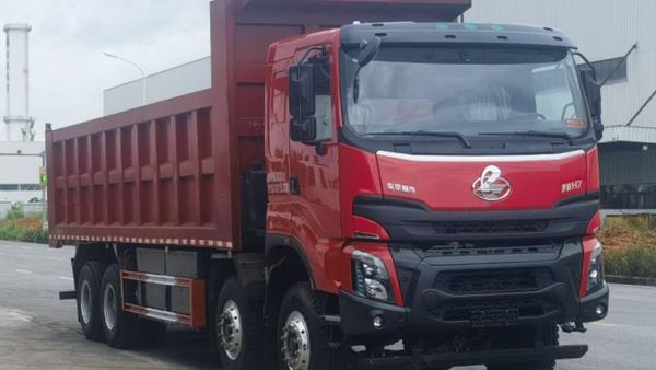 大电量+长续航!乘龙H7 8X4纯电自卸车资源运输实力担当