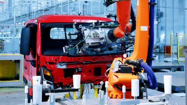 智赋轻卡 质赢未来｜走进东风乾坤智能化工厂，见证高端制造硬实力