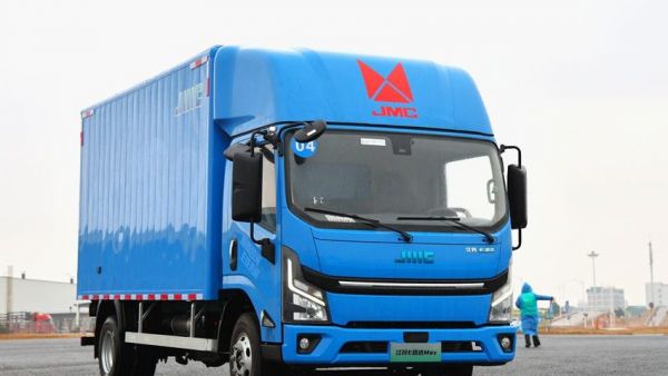 重载电动轻卡新选择，大电量大承载大空间，什么都大的江铃E路达MAX