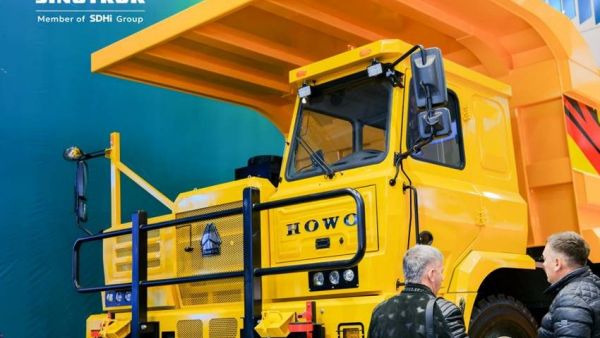 中国重汽以技术突破和场景智慧，深度赋能七大物流场景