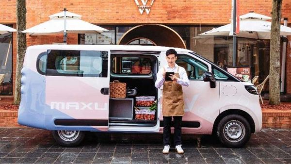 一马当先！轻客、轻卡、皮卡三线领跑，上汽大通1-2月热销超3.3万辆，保持同比正增长