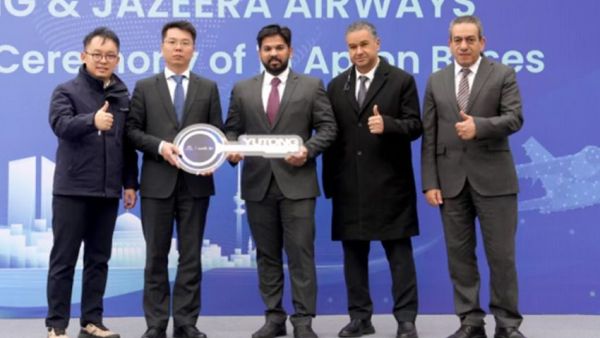 新年启新程！宇通高端机场摆渡车首次批量进入科威特市场