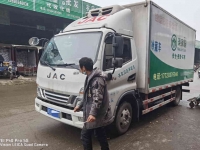 1号信赖! 稳重踏实的陈师傅选择与骏铃冰博士同行