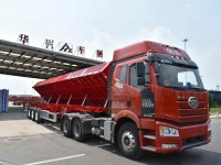 华兴侧翻自卸重心只有1.45米？于是我们量了量……