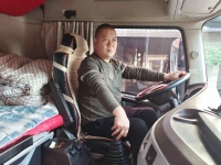 1700公里30小时 孙海伟夫妇与东风天龙KX的漫漫运输路