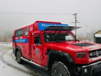 危急时刻，东风猛士雪山救人！