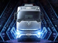 欧曼银河丨新世代高端重卡，让卡友更有尊严地赚钱