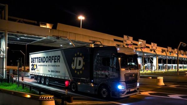 共线生产+夜间路试双推进—曼恩纯电卡车助力物流效率与绿色转型