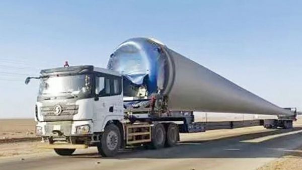 在沙特沙漠，见证潍柴发动机的运输力量