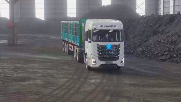 1.57 万辆 + 暴涨三倍！欧曼新能源重卡领跑赛道 银河5M再树标杆