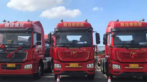 【客户故事】港口货运选什么车？陕汽龙骐+西安康明斯M10发动机成高赞“增效利器”！