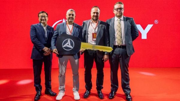 三一巴西银行正式揭幕，全新重卡震撼首发！