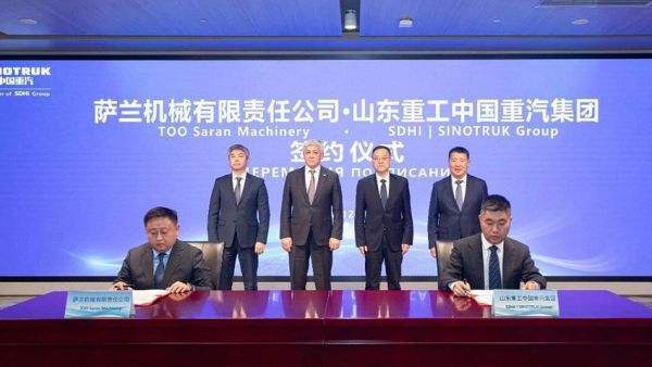 王志坚与哈萨克斯坦卡拉干达州州长布列克帕耶夫举行会见并签约