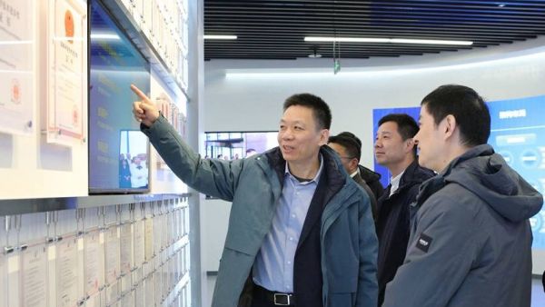 东风股份与中信科智联共探智能网联发展新路径 | 合作共赢