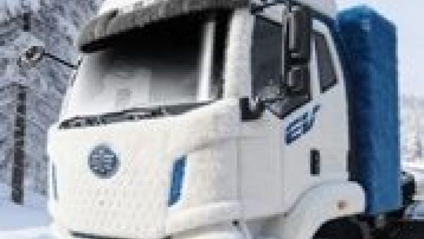 名车博览 | 为爱车穿上冬日OOTD