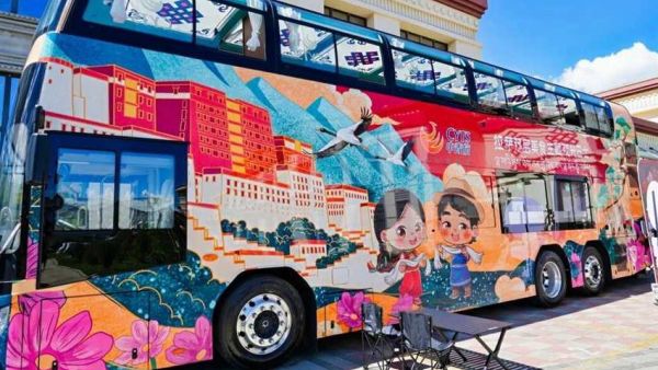 场景赋能，文旅共生！安凯客车助力全国首批“徽派名人”主题公交线路开行