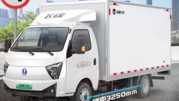 窄巷不愁，重货无忧：飞碟EF3全能纯电小轻卡，全场景创富拍档