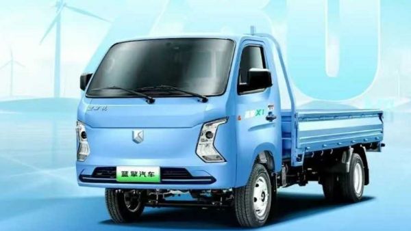 新年新车新惊喜！潍柴蓝擎全新一代家族惊艳亮相！