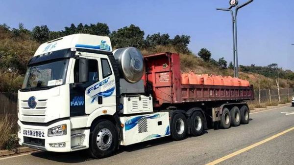 续航1000km！一汽解放液氢重卡启动公开道路示范运营