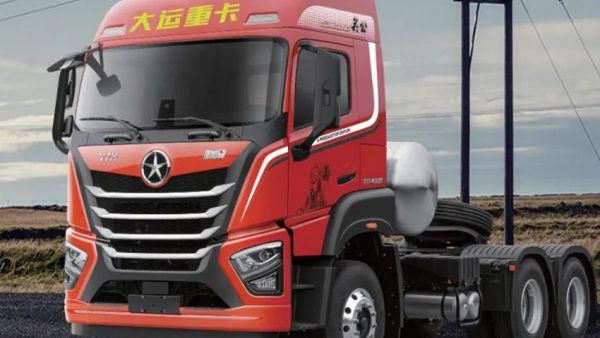 大运V7H重卡：懂卡友的舒适座舱，护全程的安全铠甲