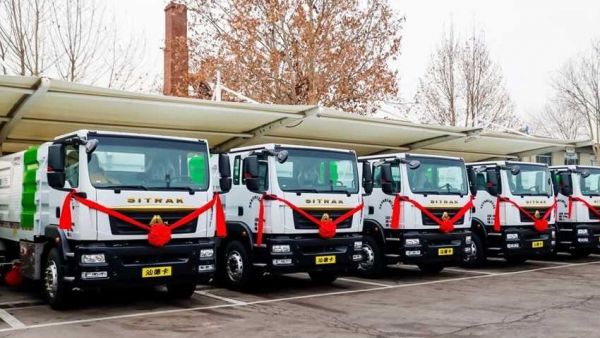 绿动泉城 情暖环卫 | 汕德卡新能源环卫车批量交付，政企协同共筑洁净魅力城市！