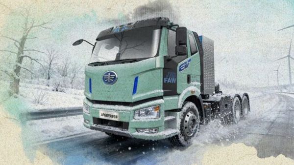 J6P标载充电牵引车，绿色运输的高效践行者！