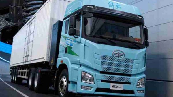 创富这方面，JH6充电式牵引车陪你一路向“钱”冲！